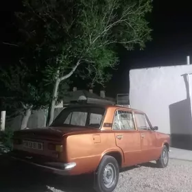 Lada 2104 1980