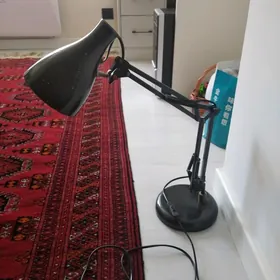 настольная лампа