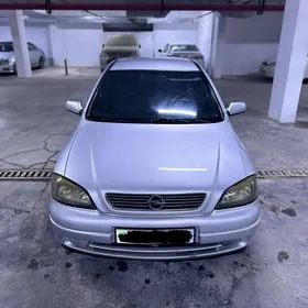 Opel Astra 2003