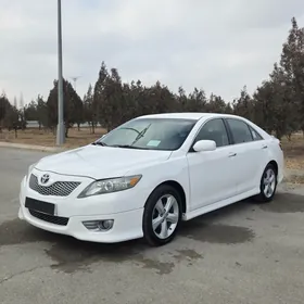 Toyota Camry 2010