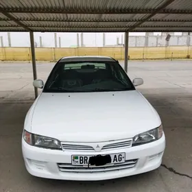 Mitsubishi Lanser 1998