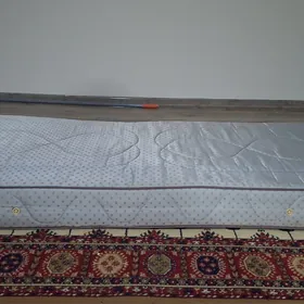 Spalni matras