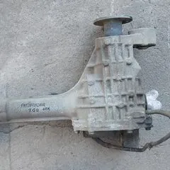 Nissan pathfinder 3,3 öñ mosty