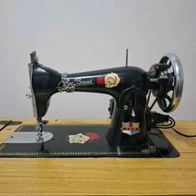 Tikin masyn Roza gulli