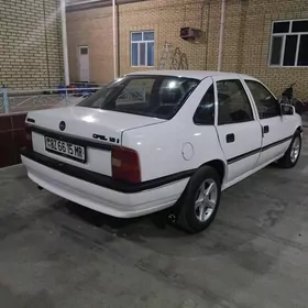 Opel Vectra 1990