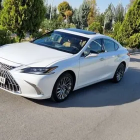 Lexus ES 350 2025