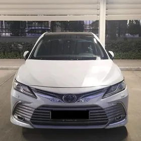 Toyota Camry 2018