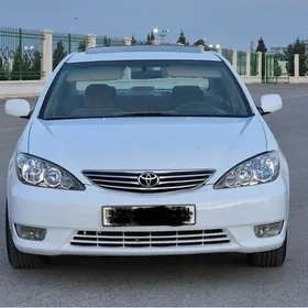 Toyota Camry 2003