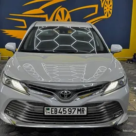 Toyota Camry 2020