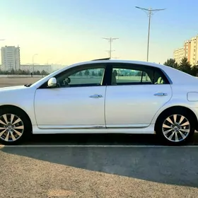 Toyota Avalon 2011