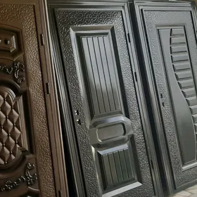 Daşgy Gapylar Täze ️