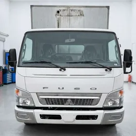 Mitsubishi Canter 2025