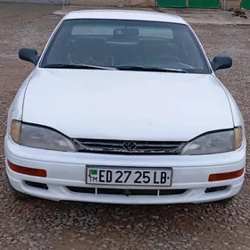 Toyota Camry 1993
