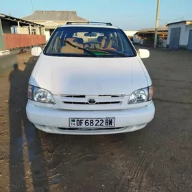 Toyota Sienna 2000