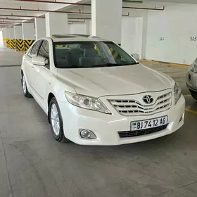 Toyota Camry 2010
