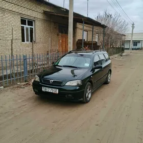 Opel Astra 2000