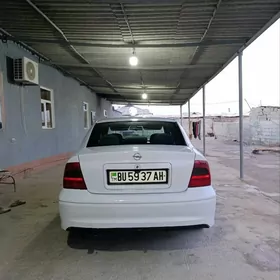 Opel Vectra 1999