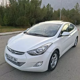 Hyundai Elantra 2011