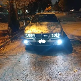 BMW E39 2001