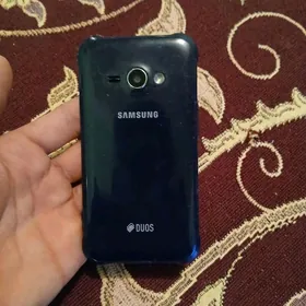 SAMSUNG J1 ACE