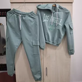 детский спортивный костюм