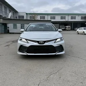 Toyota Camry 2023