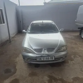 Renault Clio 2003