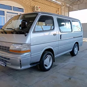 Toyota Hiace 1992