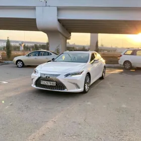 Lexus ES 350 2018