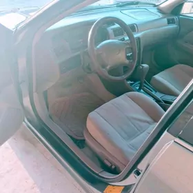Toyota Camry 2000