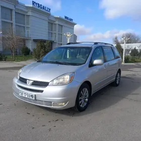 Toyota Sienna 2005