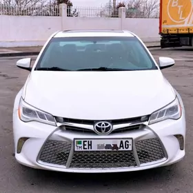 Toyota Camry 2017