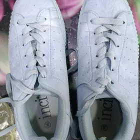 кроссовки 36р. в идеальном сос