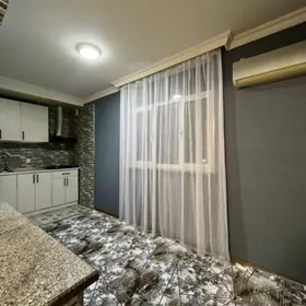 11 мкр 1 комнаты 3 этаж