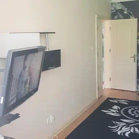 10 МКР 2 КОМ 2 ЭТ СЕМЬЕ  +