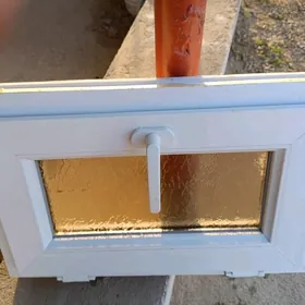 Форточка, пластик