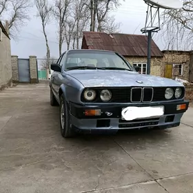 BMW 325 1990