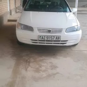 Toyota Camry 1999