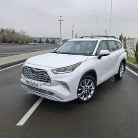 Toyota Highlander 2020