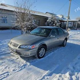 Toyota Camry 2000