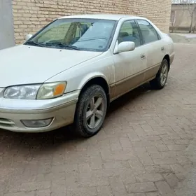 Toyota Camry 1999