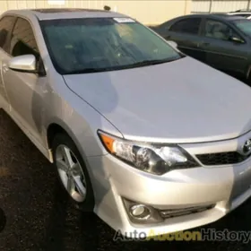 Toyota Camry 2012