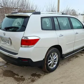 Toyota Highlander 2013