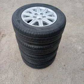 15 lik camry ORGINAL