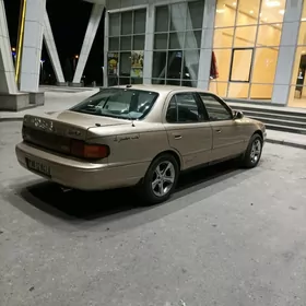 Toyota Camry 1995
