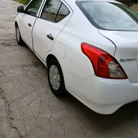 Nissan Sunny 2014
