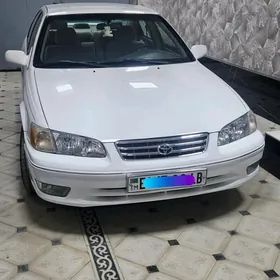 Toyota Camry 1999