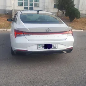 Hyundai Elantra 2021