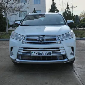 Toyota Highlander 2019