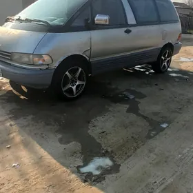 Toyota Previa 1991